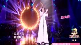 “亚洲第一女声”黄绮珊“高音版”《等待+离不开你+灯塔》