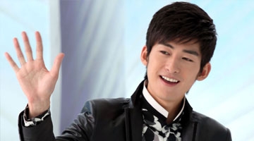 张翰的车牌号里竟然还有郑爽 换女友后就换车都快成小怪癖了