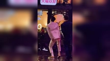 王一博这个侧面的直拍，太诱惑了！