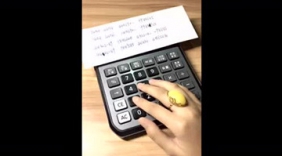 牛人亮绝活，用计算器演奏《咖喱咖喱》