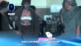 印尼女身体不停长铁丝，一长就是20年