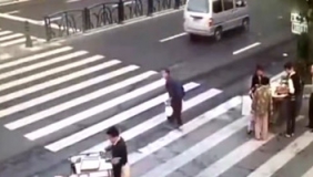 老人为病妻买早餐被撞身亡！