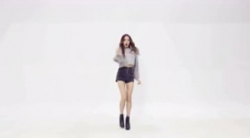 长腿美女翻跳魔性舞蹈《Abracadabra》，简直惊讶了！