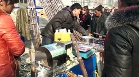 一条甘蔗能榨五杯甘蔗汁？揭秘街头鲜榨甘蔗汁