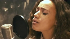 男女对唱好听歌曲《Solid Gold》男声粗狂 女声惊艳