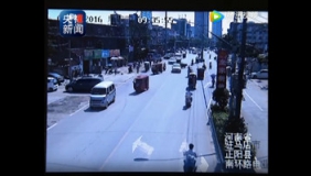 河南城管被瓜贩刺伤身亡案开庭 现场监控首次公布