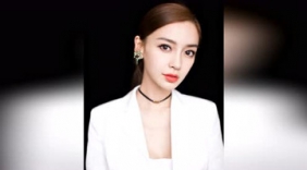 baby西装纱裙秀美腿