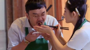 谢娜厨艺深藏不露，四川拌茄子让汪涵流连忘返！厨艺精湛的明星们